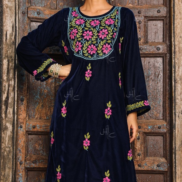 Floral Embroidered Navy Dress velvet Chikankari - Picture 1 of 3